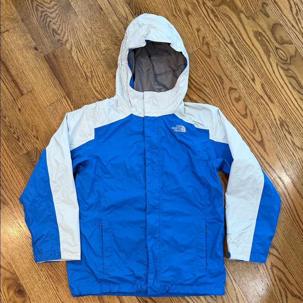Boy’s The North Face Waterproof Jacket/Coat. Size Large. Excellent Condition.